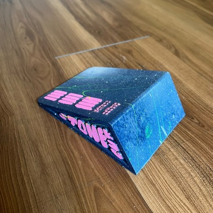 STONECUTT - Kicker (Cosmic Speckle Blue Pink) Concrete Fingerboard Ramp