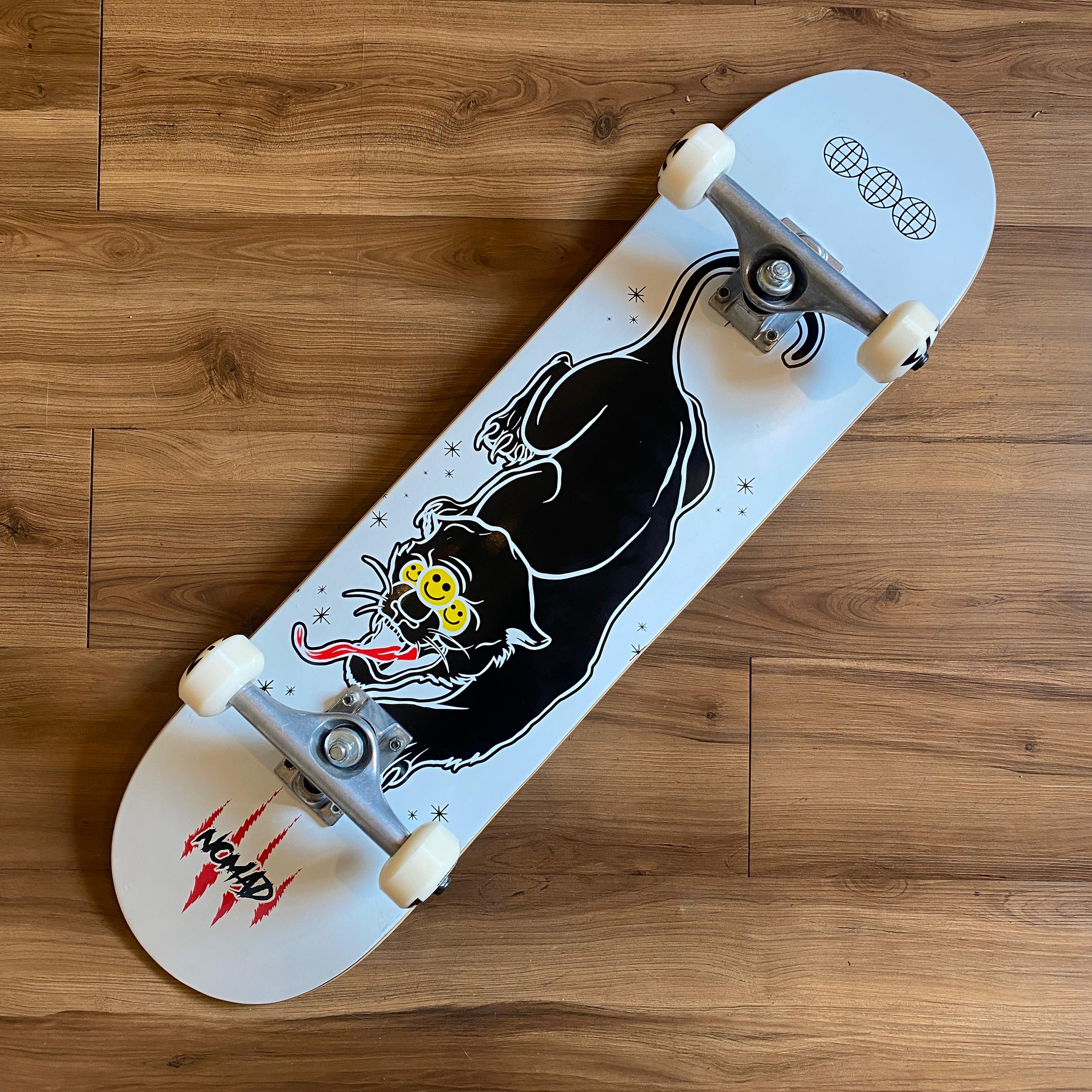 NOMAD - Panther 7.875" Complete Skateboard
