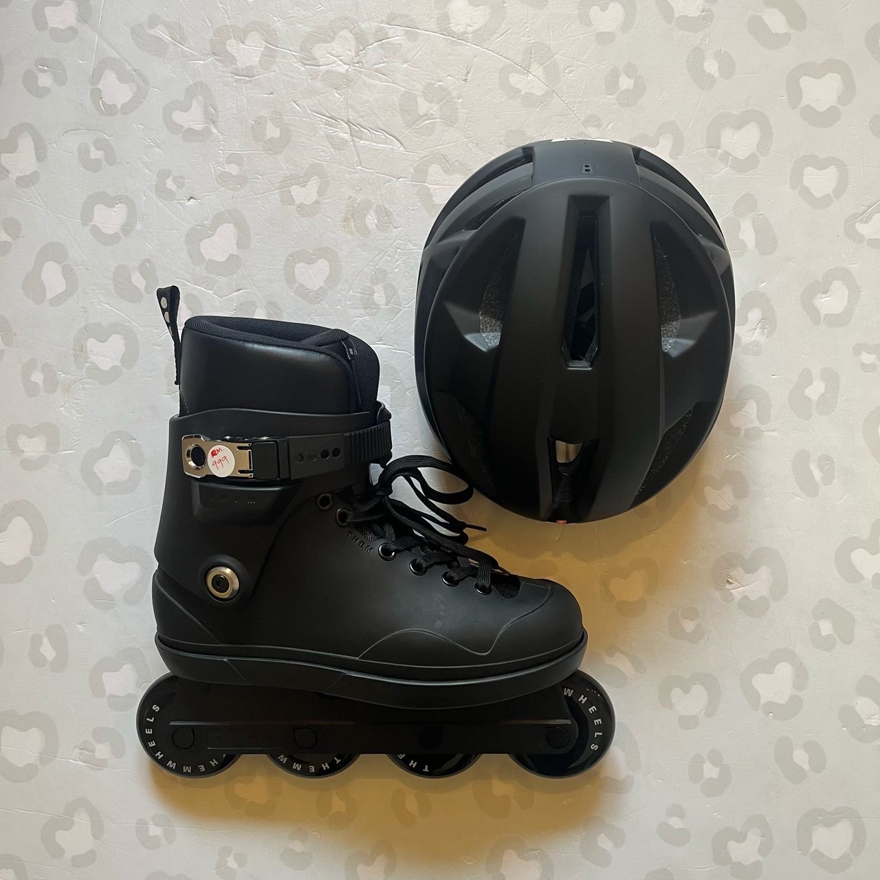 THEM - Black 909 80mm Urban Inline Skates (Free Helmet Promo!)