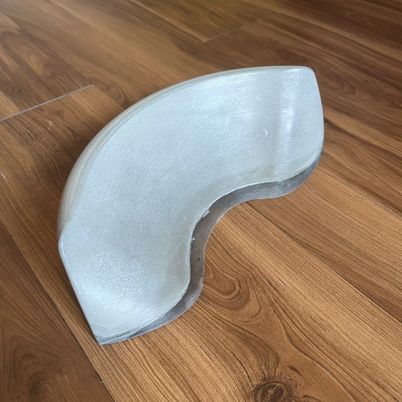 STONECUTT - Turnstyle (Natural) Concrete Fingerboard Obstacle