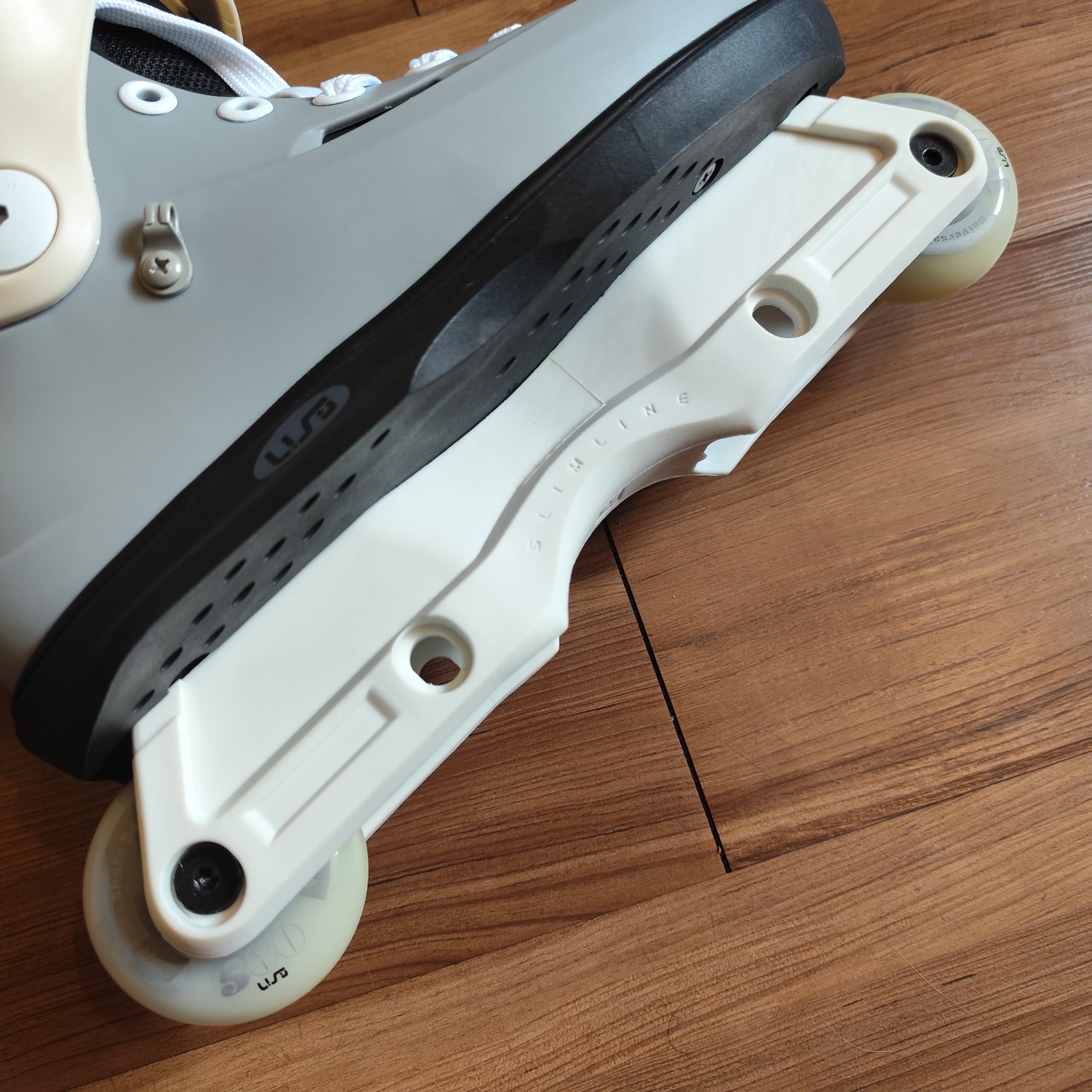 USD - Sway 60 Team Grey Aggressive Inline Skates (Cream Cuff Custom)