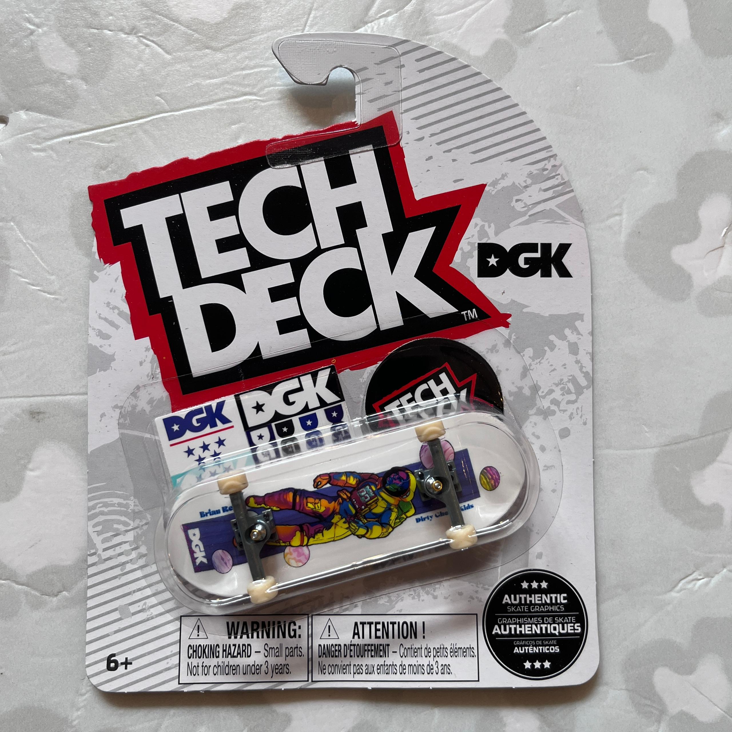 TECH DECK - DC Comics Plastic Single 30mm Fingerboards (Set Alpha)