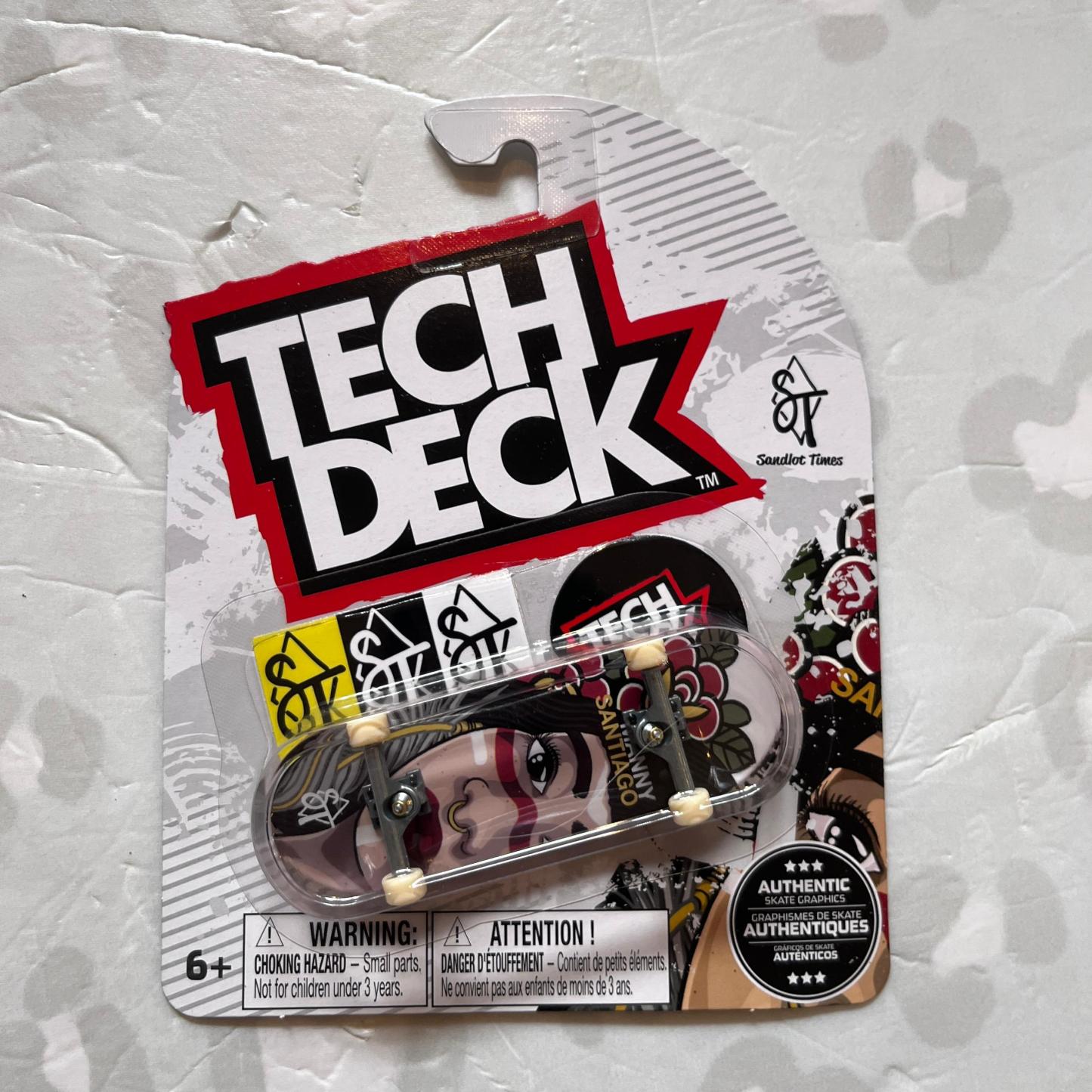 TECH DECK - DC Comics Plastic Single 30mm Fingerboards (Set Alpha)