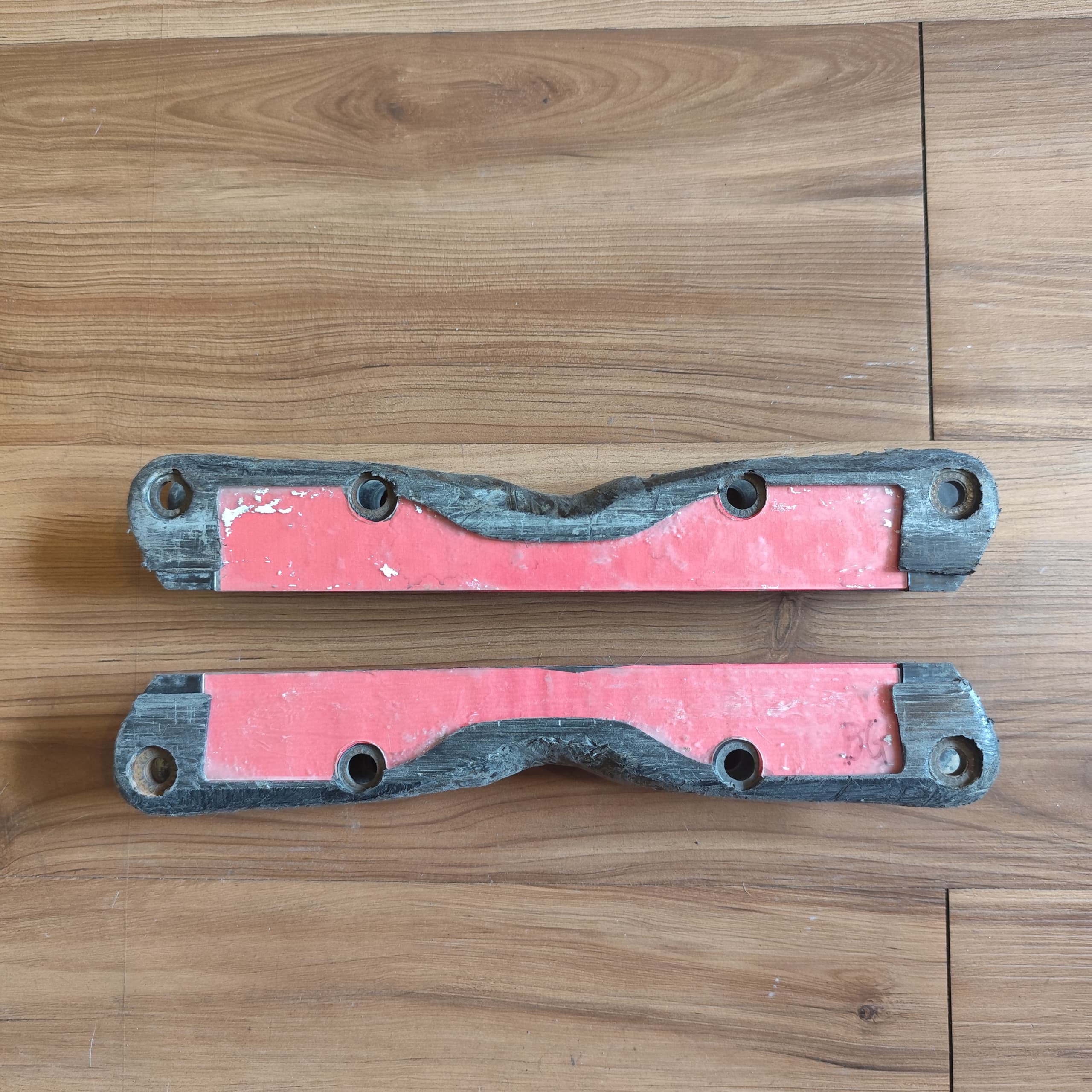 CREATE ORIGINALS - Black UFS Aggressive Inline Skate Frames (Small / USED) 
