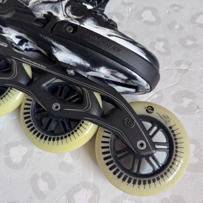 POWERSLIDE - Next Noir 4x110mm Road Urban Inline Skates