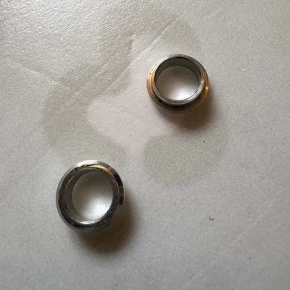 KIZER - 8mm Frame Axle Set