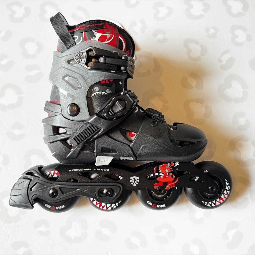 FLYING EAGLE - L6 Lumos Adjustable Kids Inline Skates