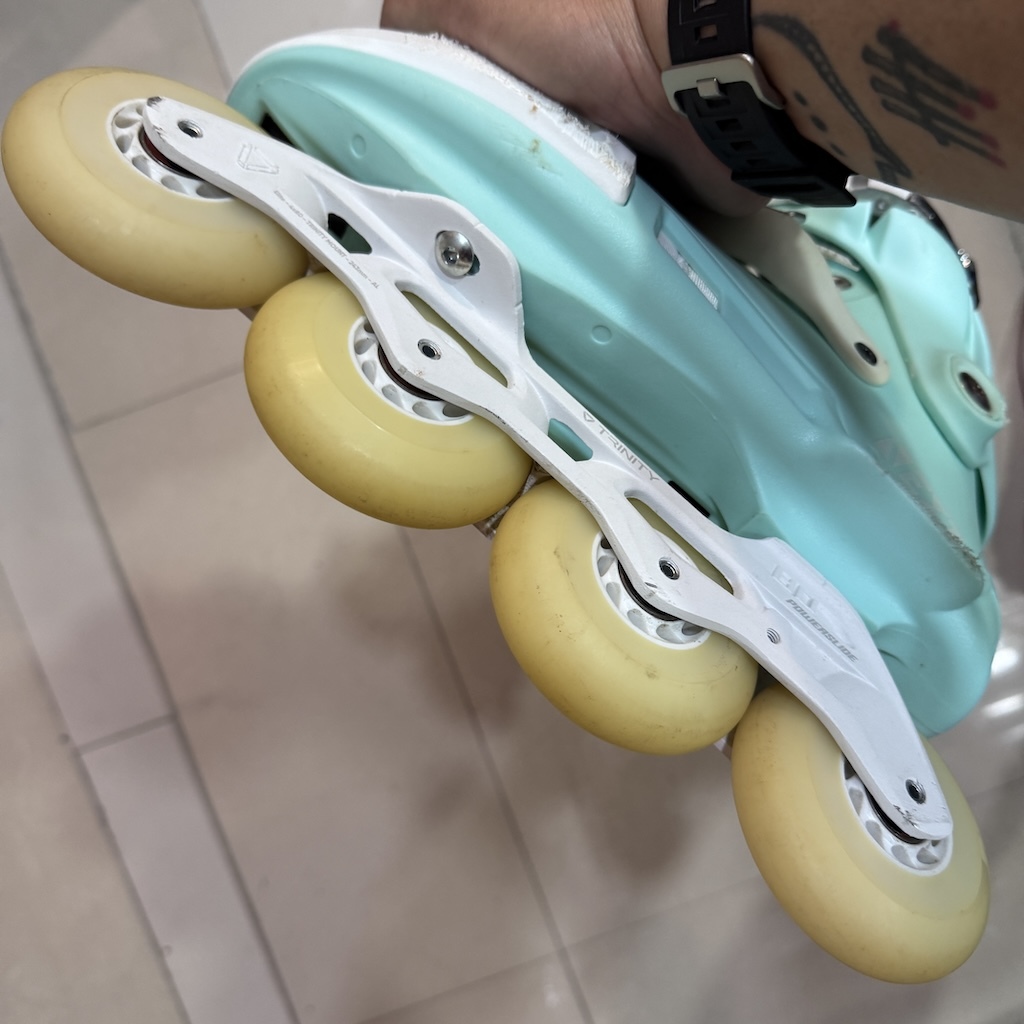 POWERSLIDE - Munoz Next Urban Inline Skates (EU42-43 / USED)