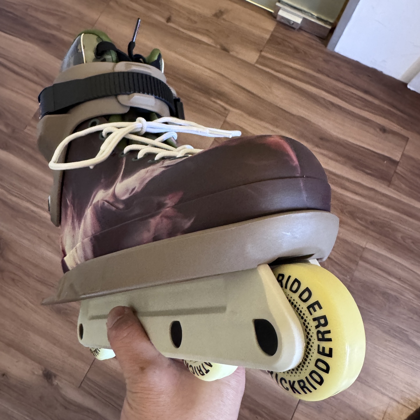THEM - Braindead II 909 Aggressive Inline Skates (Size L / Ridder Reign Camo Custom Promo)