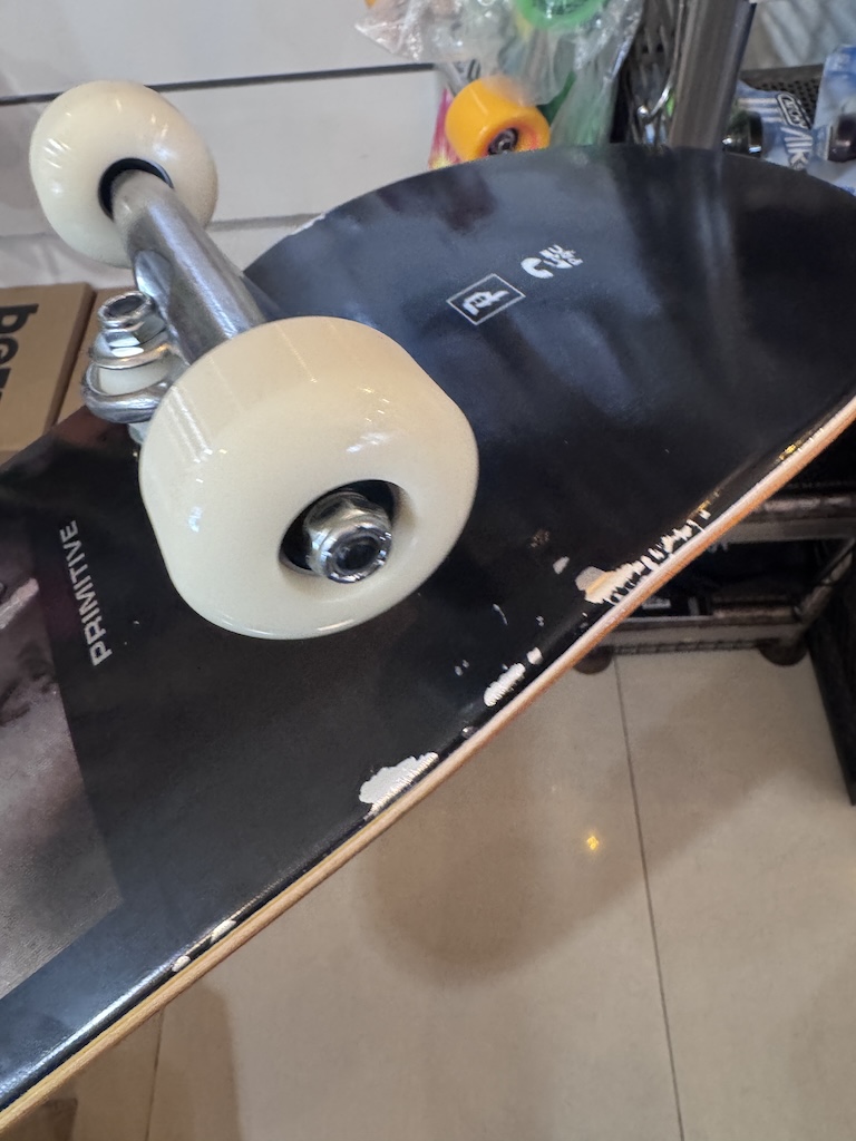 PRIMITIVE - Tupac Platinum 8.25" Complete Skateboard (Tensor + Thrasher Promo)