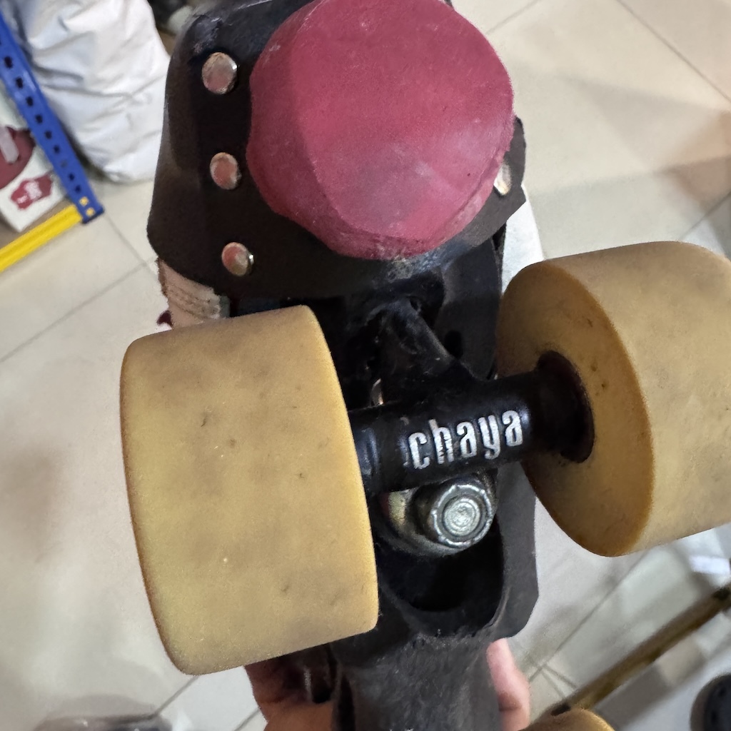 CHAYA - Karma Pro Stunt Quad Roller Skates (EU41 / USED)