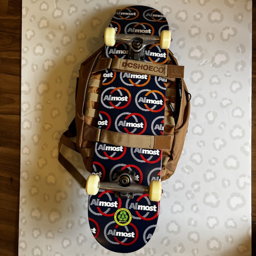 DC SHOES - Alpha (Khaki) Skateboard Backpack