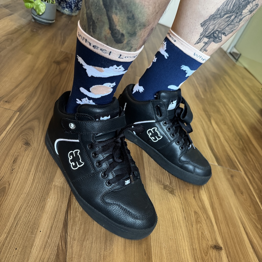 WHEEL LOVE - Mei Mei Pro Socks (Collabo With Pink Tattoos) 