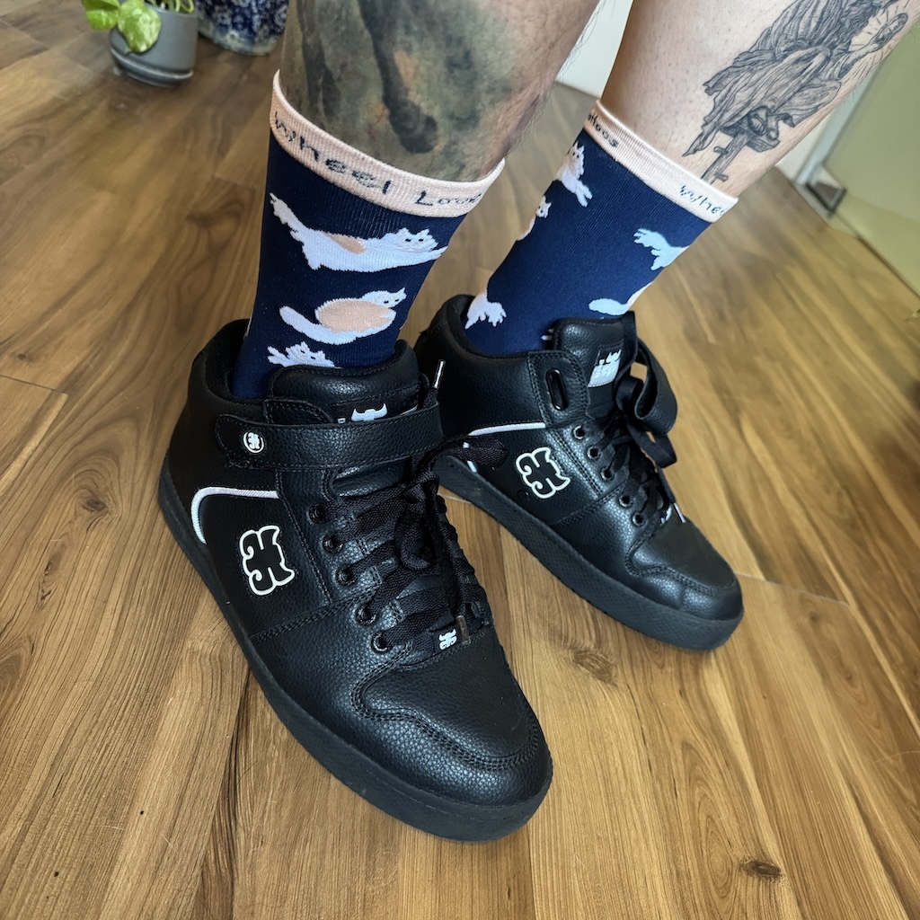 WHEEL LOVE - Mei Mei Pro Socks (Collabo With Pink Tattoos) 