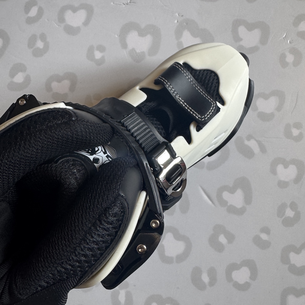 KALTIK - K Skate Nylon White Kids Adjustable Aggressive Inline Skates