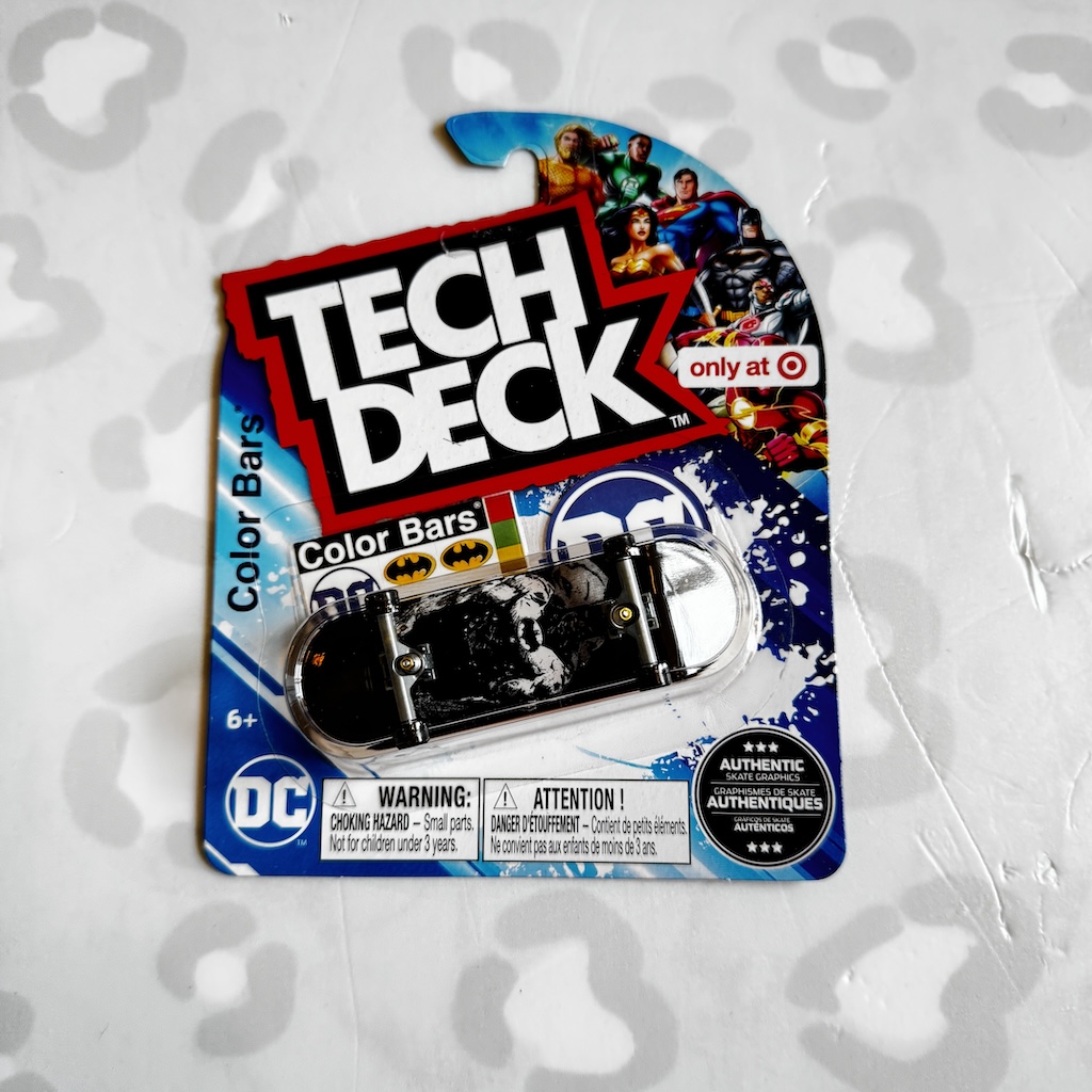 TECH DECK - DC Comics 30mm Plastic Single Fingerboards