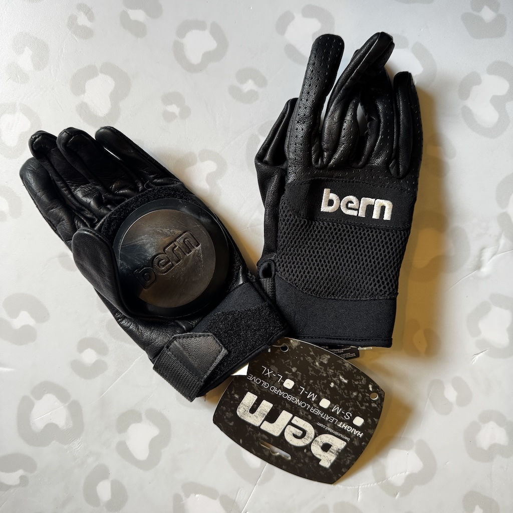 BERN - Haight (Black / Blue) Slide Gloves 