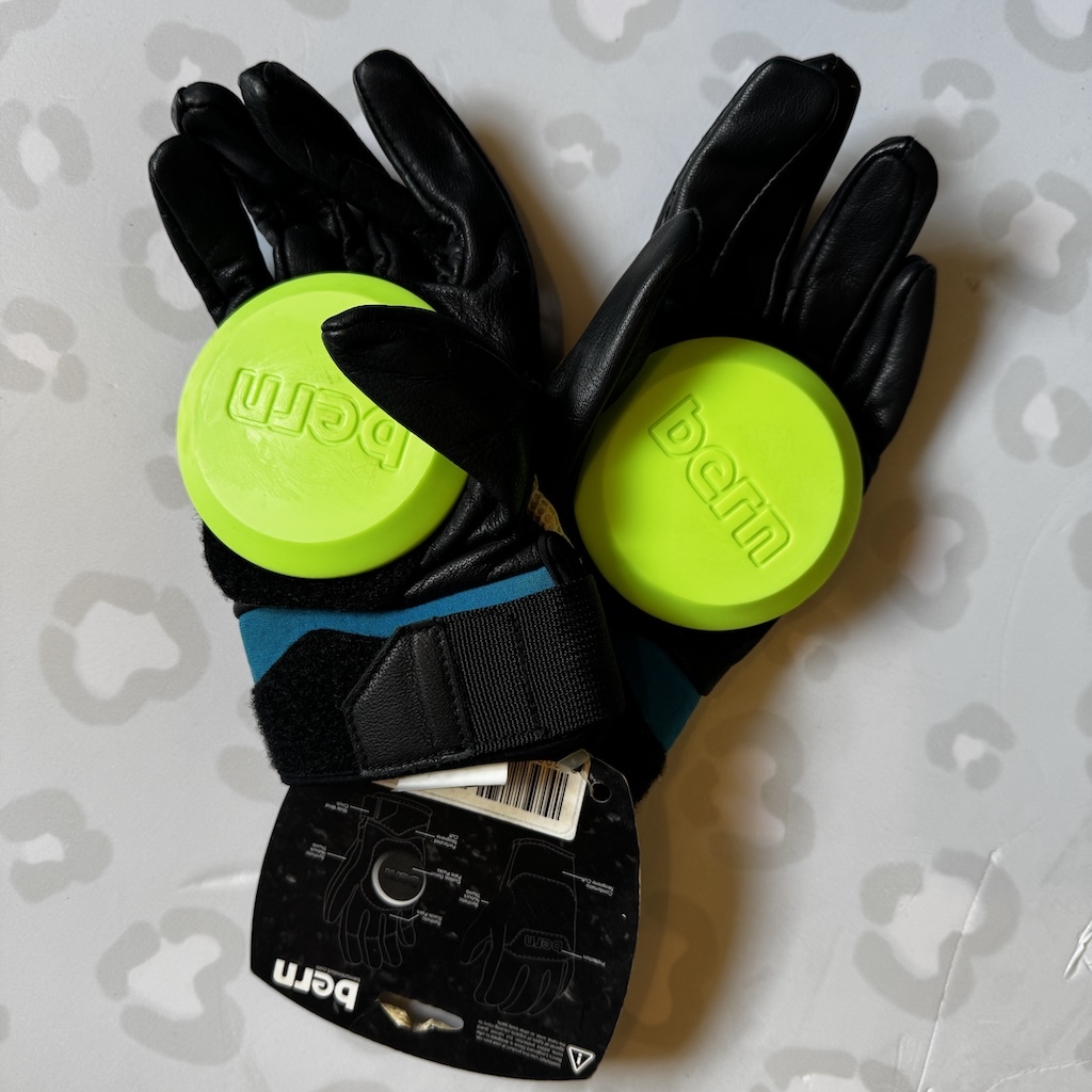 BERN - Haight (Black / Blue) Slide Gloves 