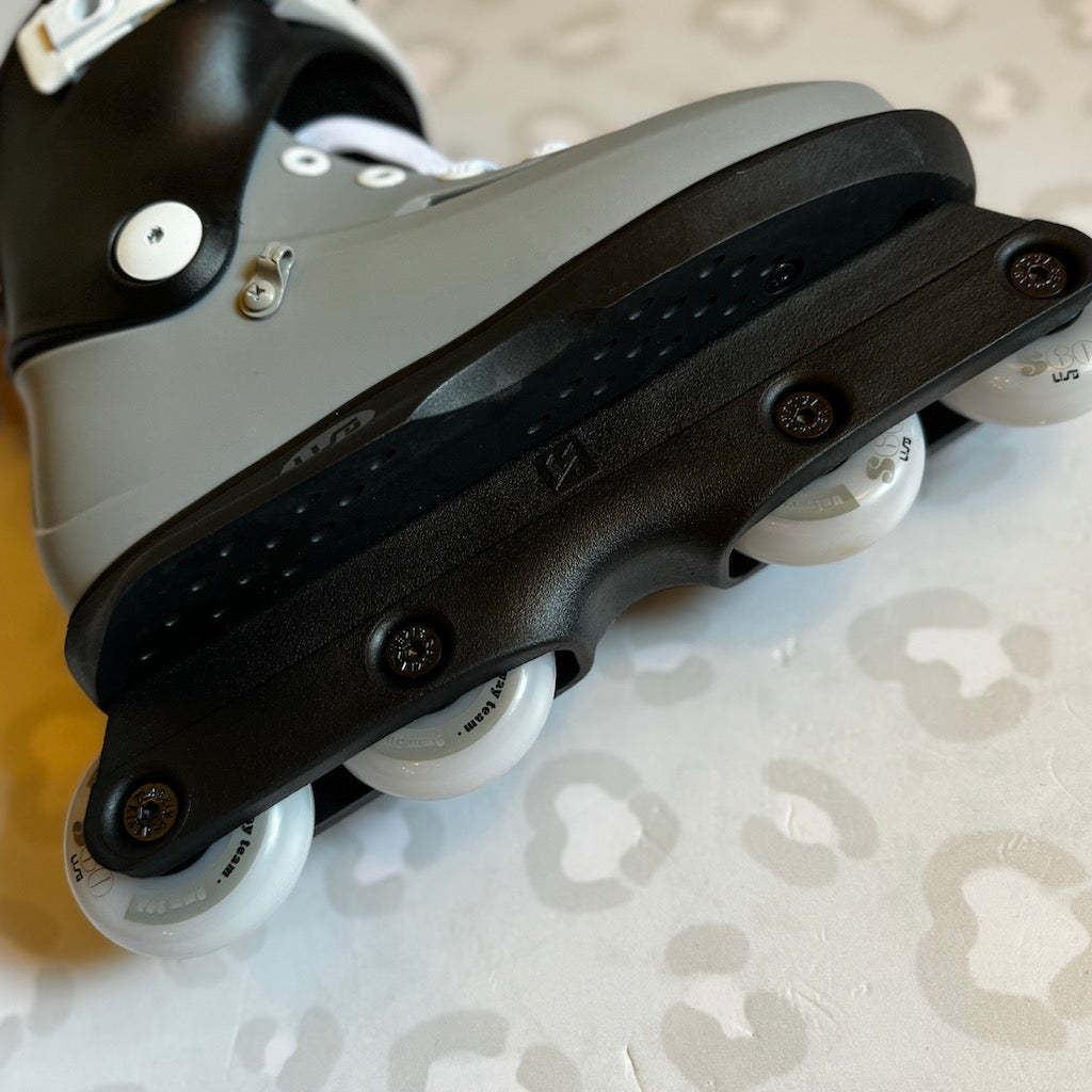 USD - Sway 60 Team Grey Aggressive Inline Skates