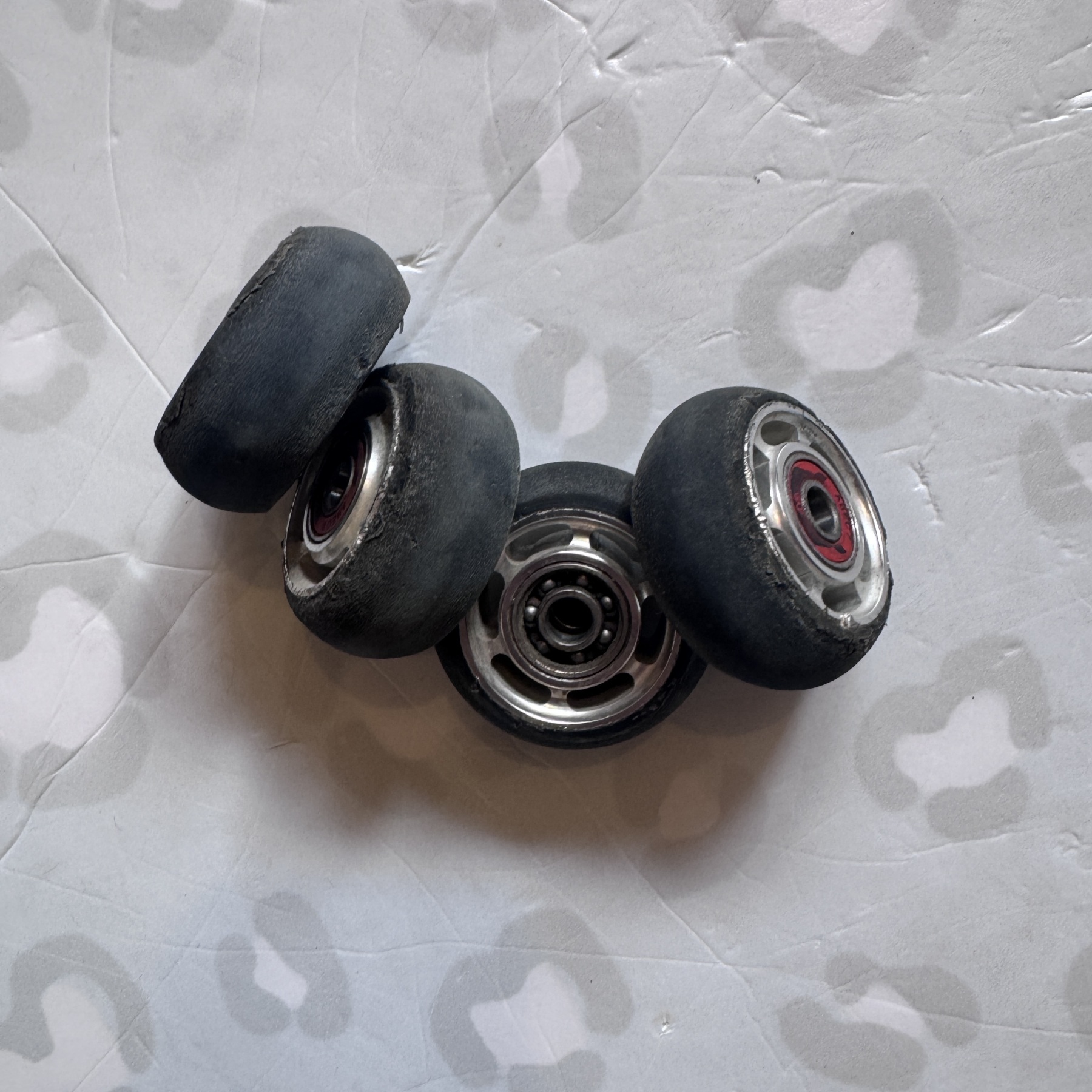 FAMUS - Aluminum Core 60mm Aggressive Inline Skate Wheels (USED)