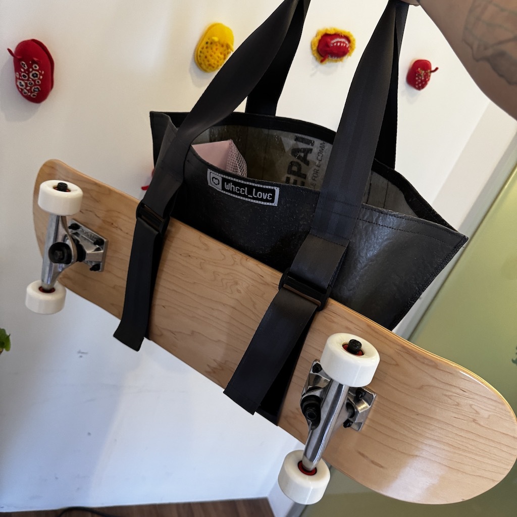 WHEEL LOVE - Bungkus Skate Tote Bag