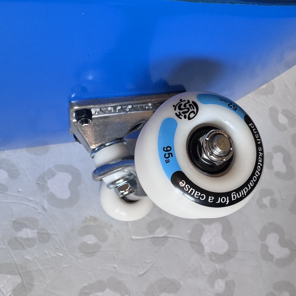 PUSH - Bluey 7.75" Complete Skateboard