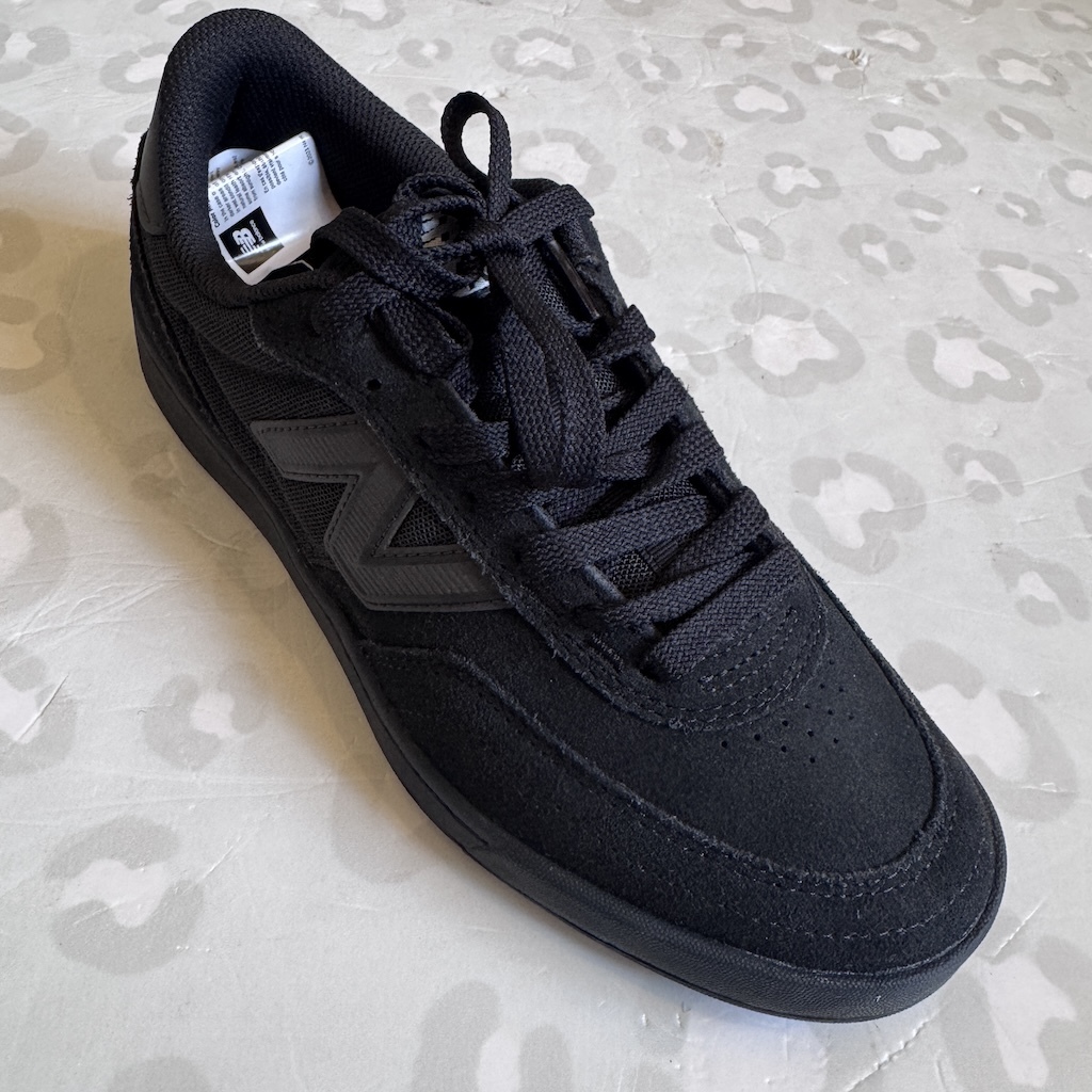 NB NUMERIC - 440 V2 Low (BVU Black / Black) Skate Shoes – Wheel