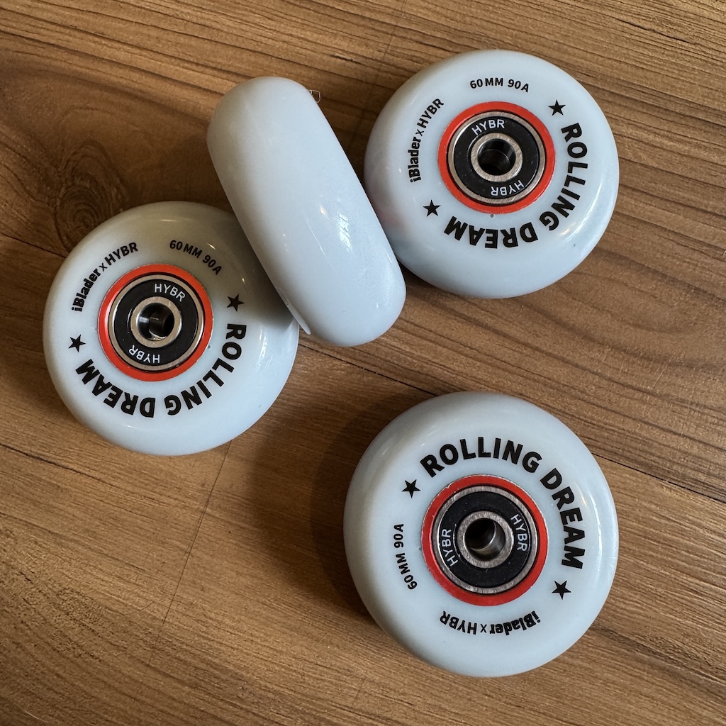 ROLLING DREAM -  Red 60mm/90 SHR iBlader Classic Aluminum Core Aggressive Inline Skate Wheels & Bearings Set