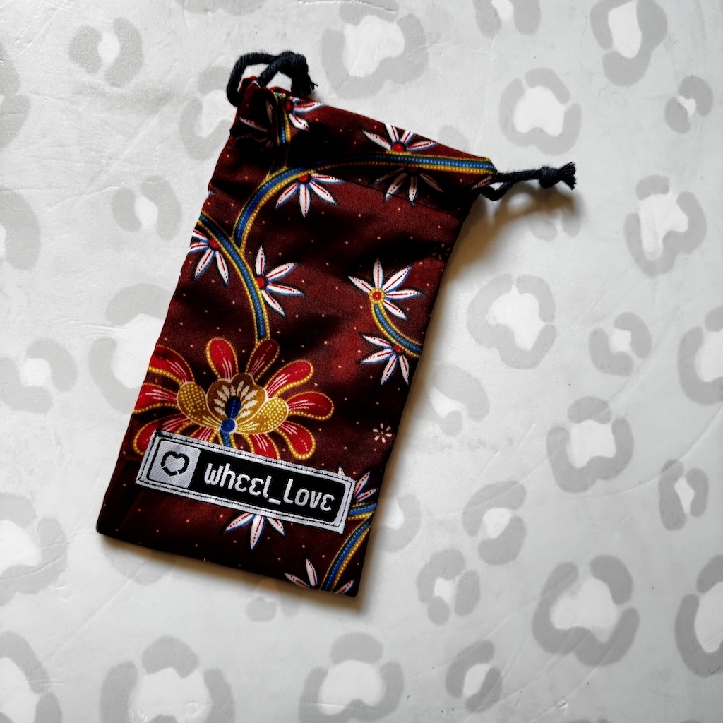 WHEEL LOVE - Batik Pouch 