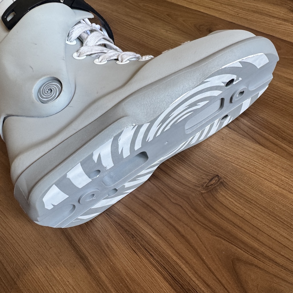 MESMER - TS2 Grey Aggressive Inline Skates (CLEARANCE PROMO!)