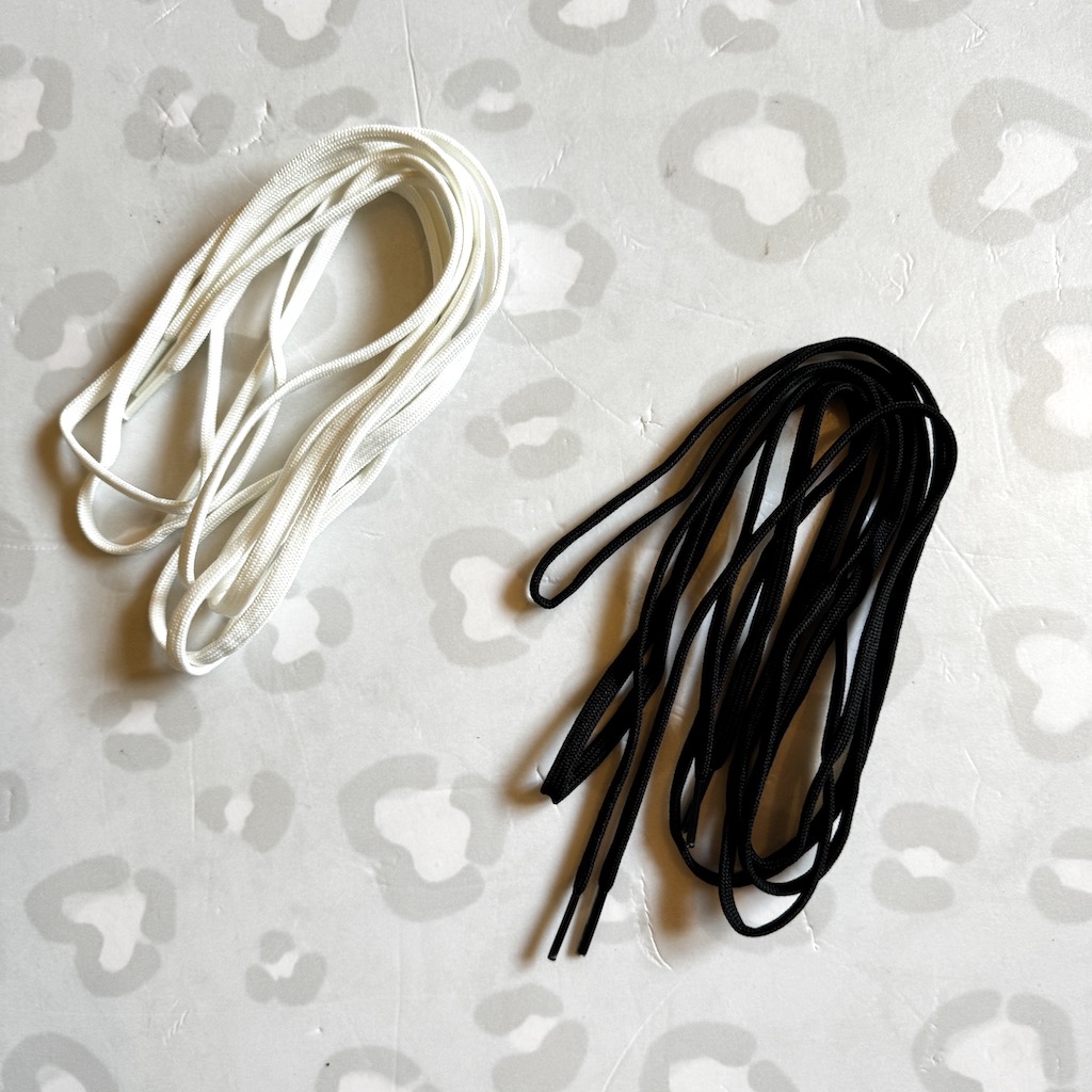 ROCES - 56" (Black / White) Skate Laces