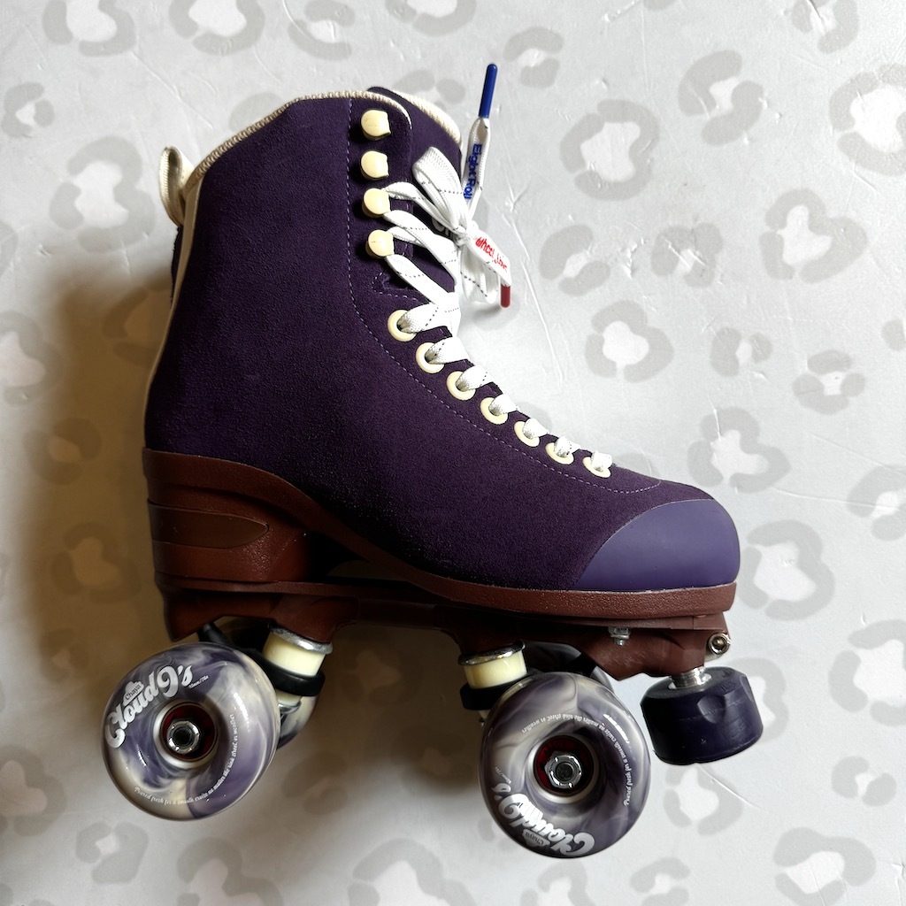 WHEEL LOVE - 8Roll Red/Blue Skate Laces