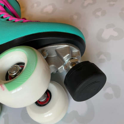 CHAYA - Melrose Deluxe Turquoise Roller Skates