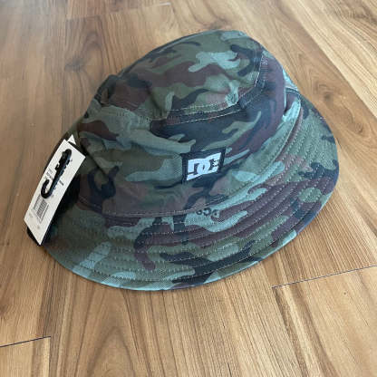 DC SHOES - Deep End Reversible Bucket Hat