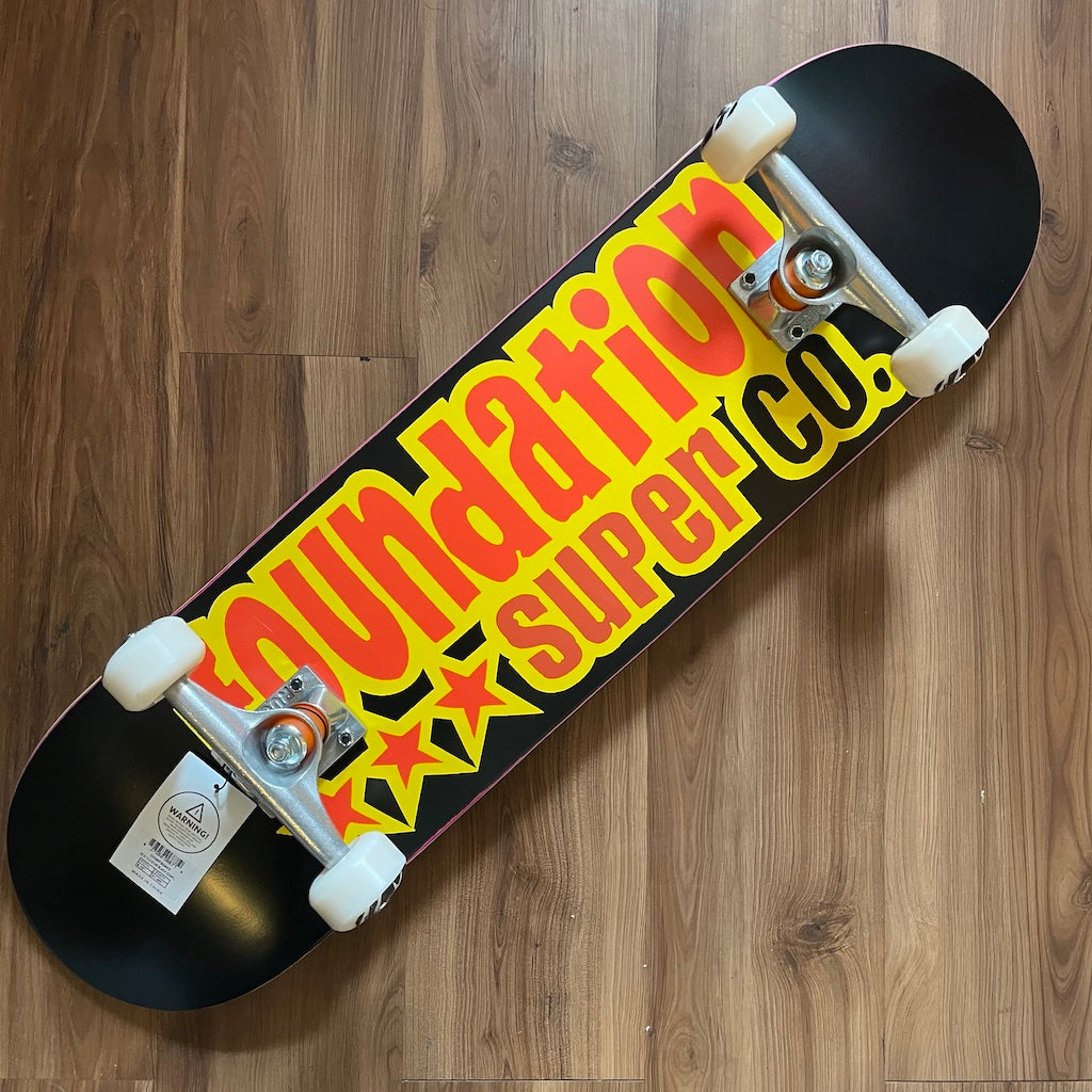 FOUNDATION - Star Black 8.13" Complete Skateboard