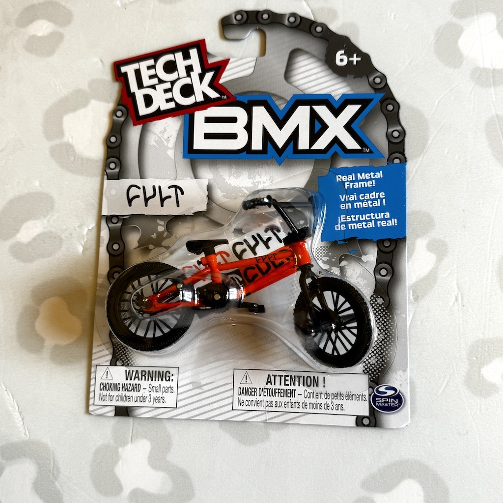 TECH DECK - BMX Freestyle Hits Finger Bike (Various Designs) 