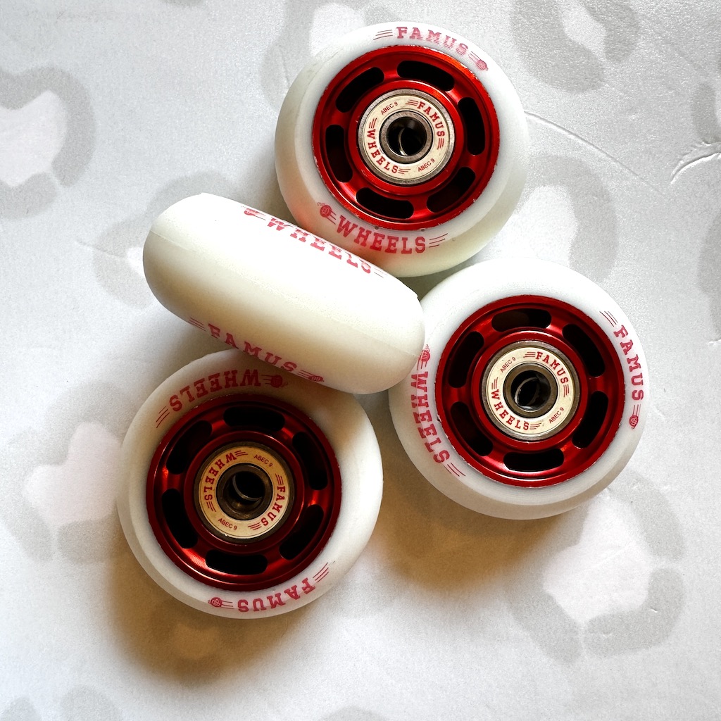 FAMUS - Red/White 60mm/88a Aluminium Core Aggressive Inline Skate Wheels