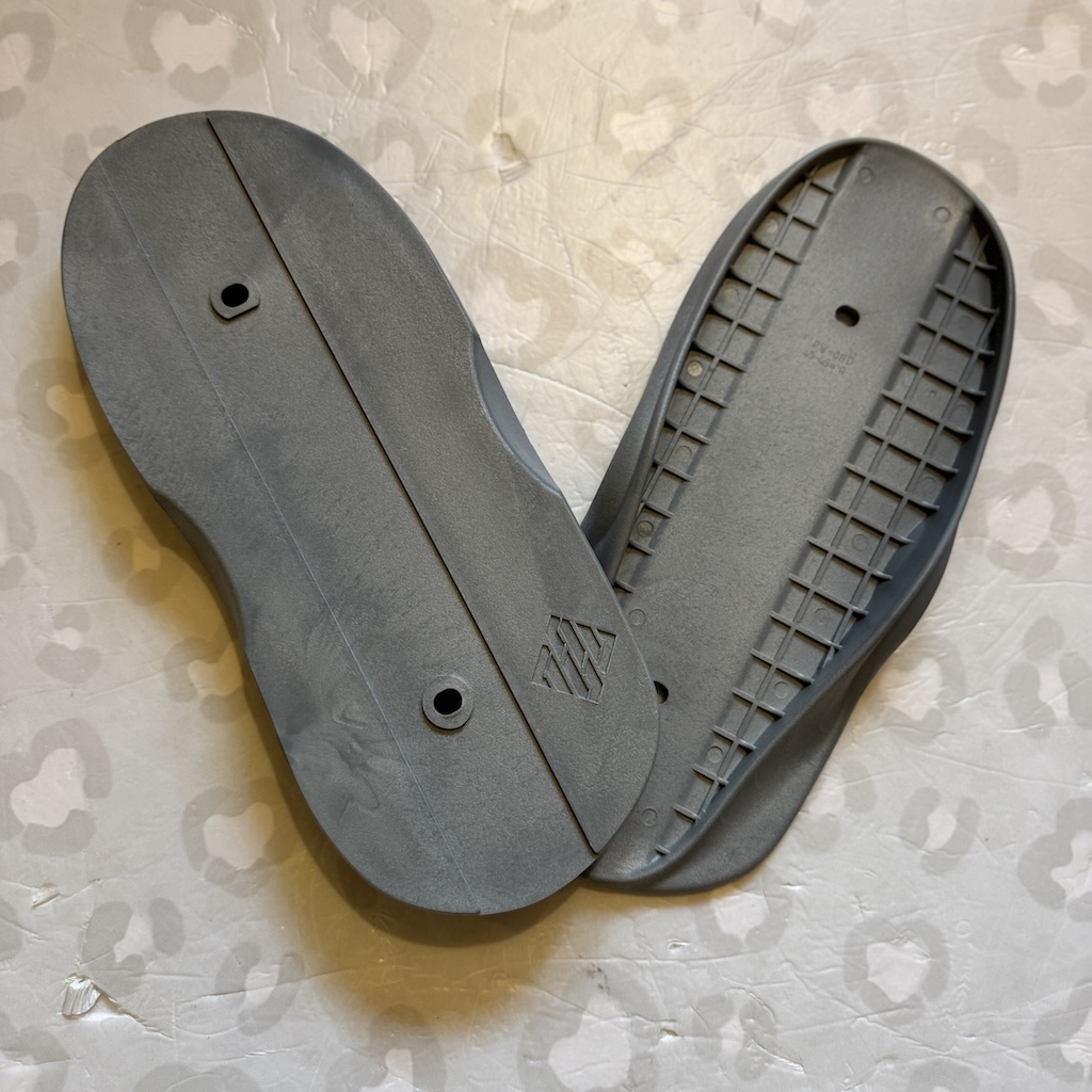 USD - Grey Aggressive Inline Skate Flat Soulplate