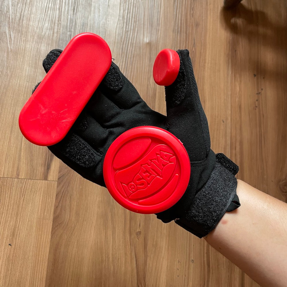 LOSENKA - Red Slide Gloves