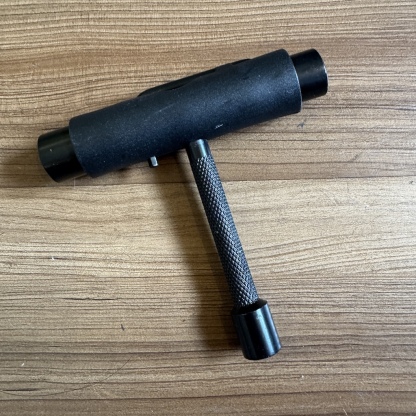 BLANK - Black Steel Skateboard T-tool