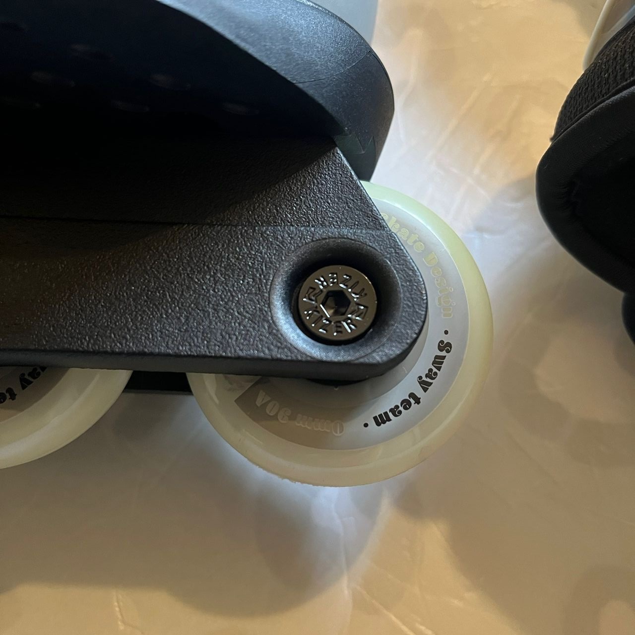 USD - Sway 60 Team Grey Aggressive Inline Skates (Farmer Plate Custom)