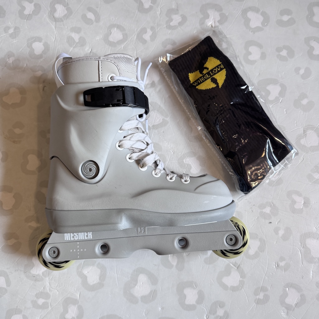 MESMER - TS2 Grey Aggressive Inline Skates (CLEARANCE PROMO!)