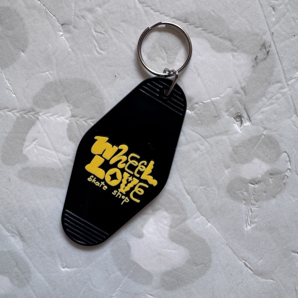 WHEEL LOVE - Typography Key Chain