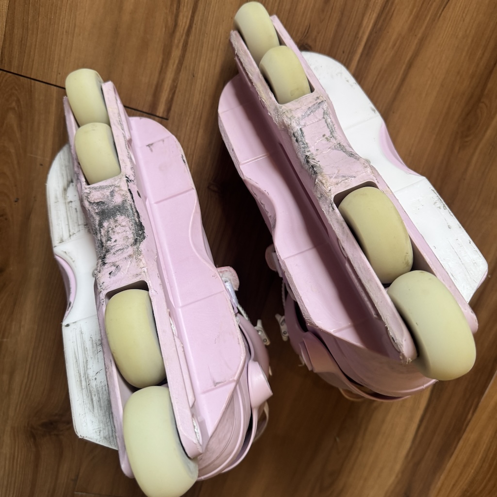 USD - Pink EQT Aeon Aggressive Inline Skates (EU43-44 / USED)
