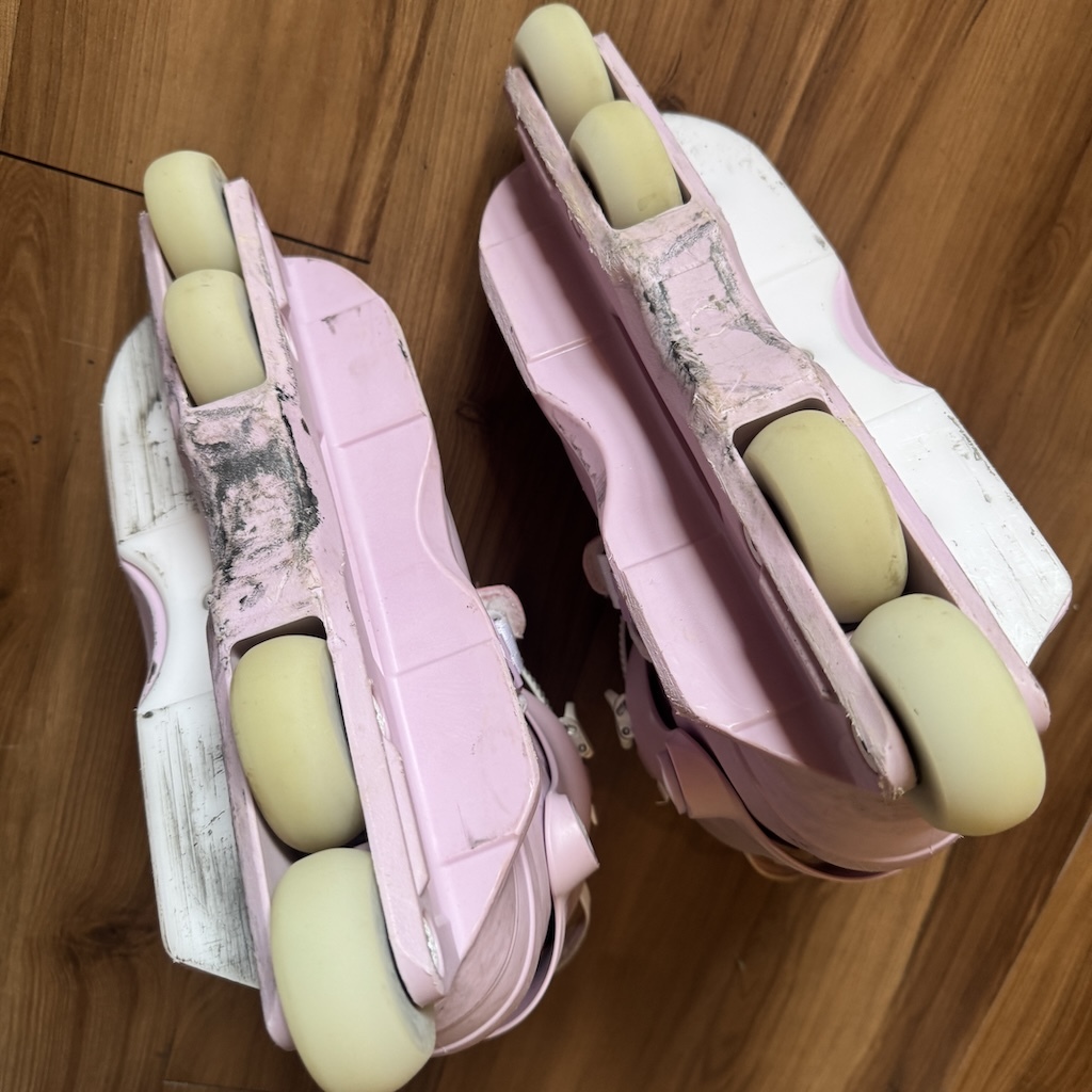 USD - Pink EQT Aeon Aggressive Inline Skates (EU43-44 / USED)