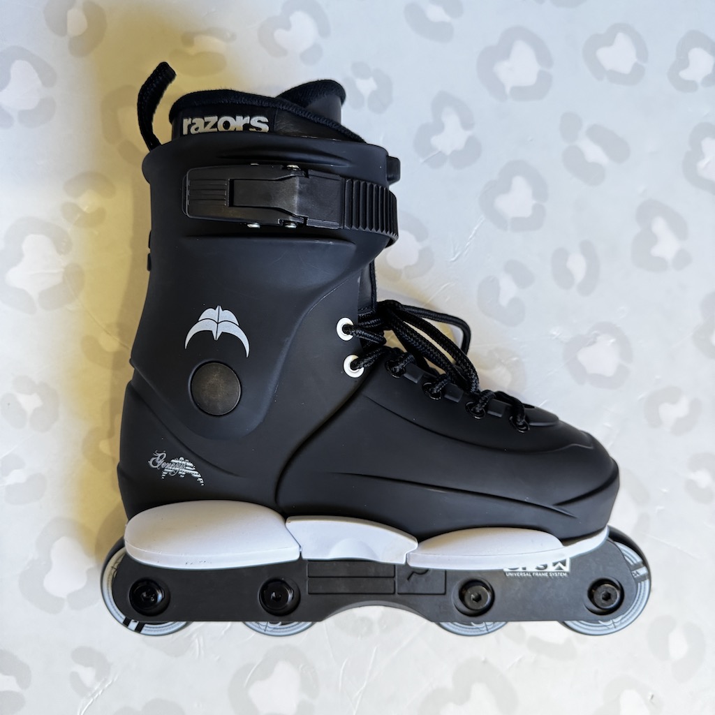 RAZORS - Genesys Jr. Adjustable Kids Aggressive Inline Skates – Wheel Love  Skateshop