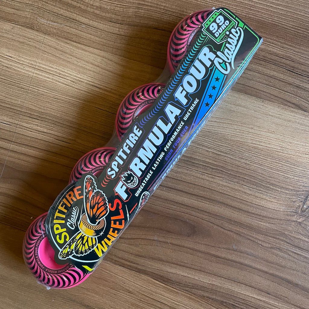 SPITFIRE - Formula Four 54mm / 99d Chroma Pink Classic Skateboard Wheels