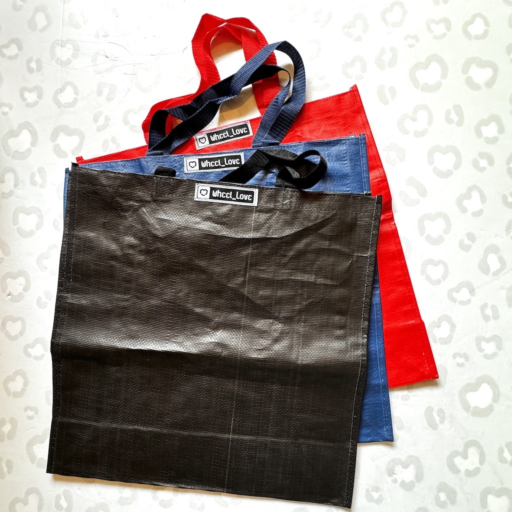 WHEEL LOVE - Medium Woven Skate Tote Bag