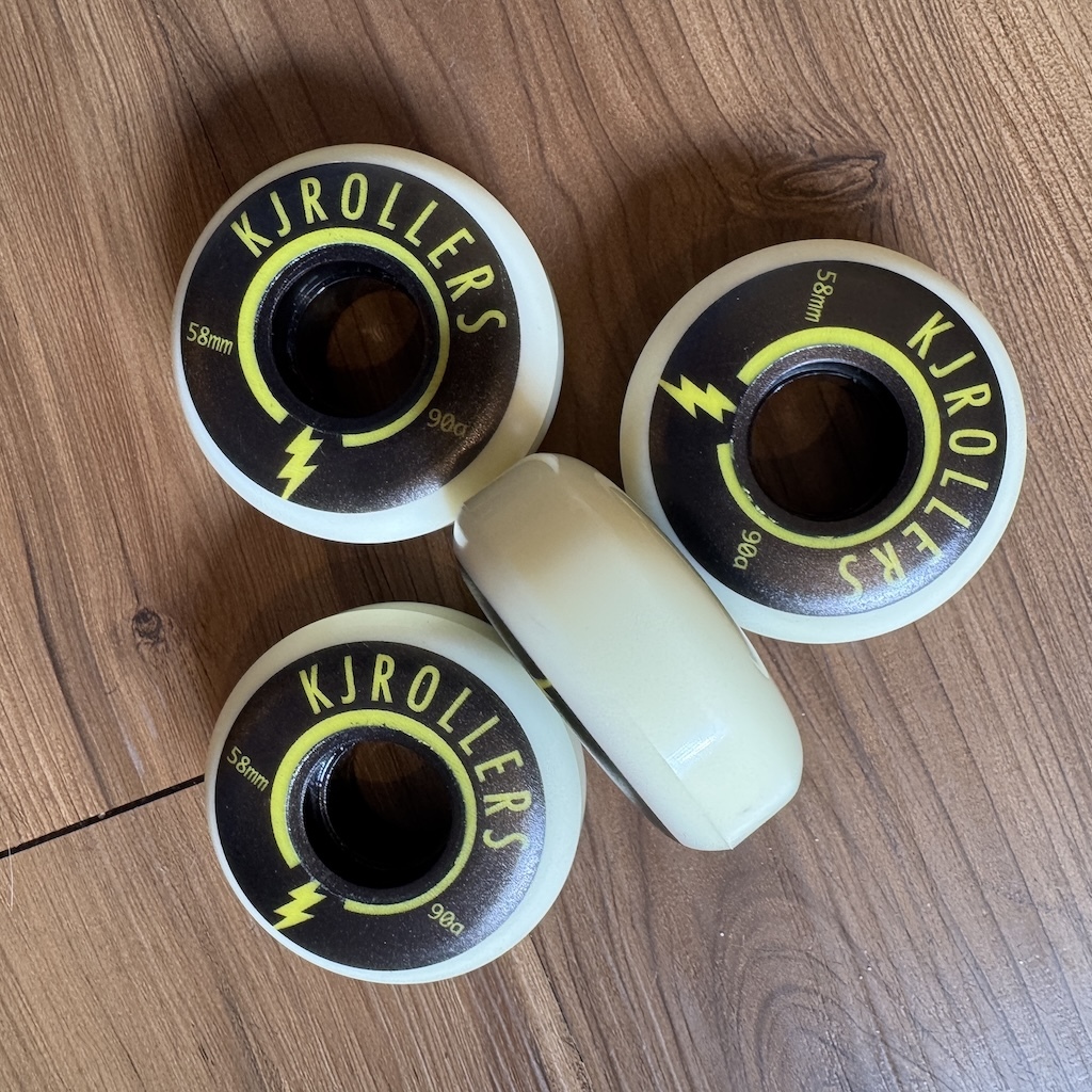 WHEEL LOVE - KJ Rollers 58mm/90a Aggressive Inline Skate Wheels