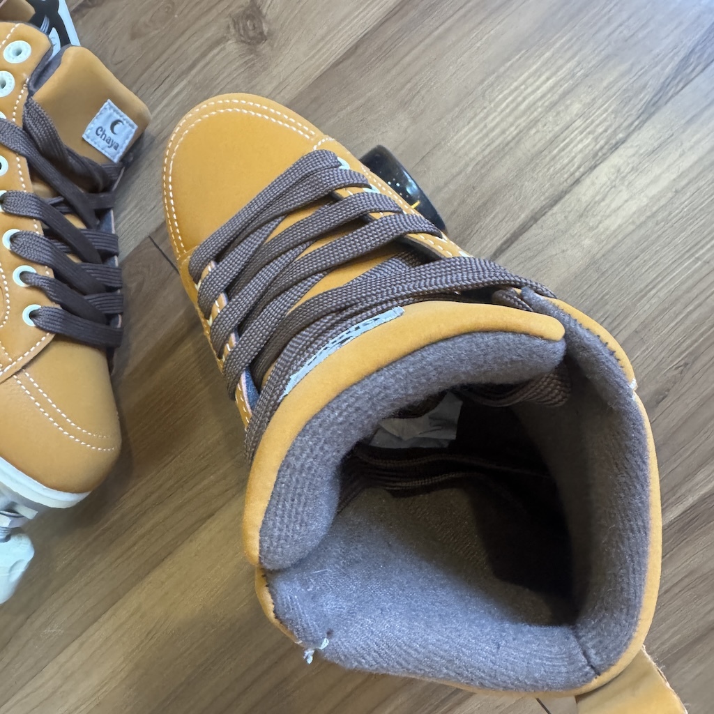 CHAYA - Vintage Cappuccino Roller Skates (EU39 / Voyager Wheels)